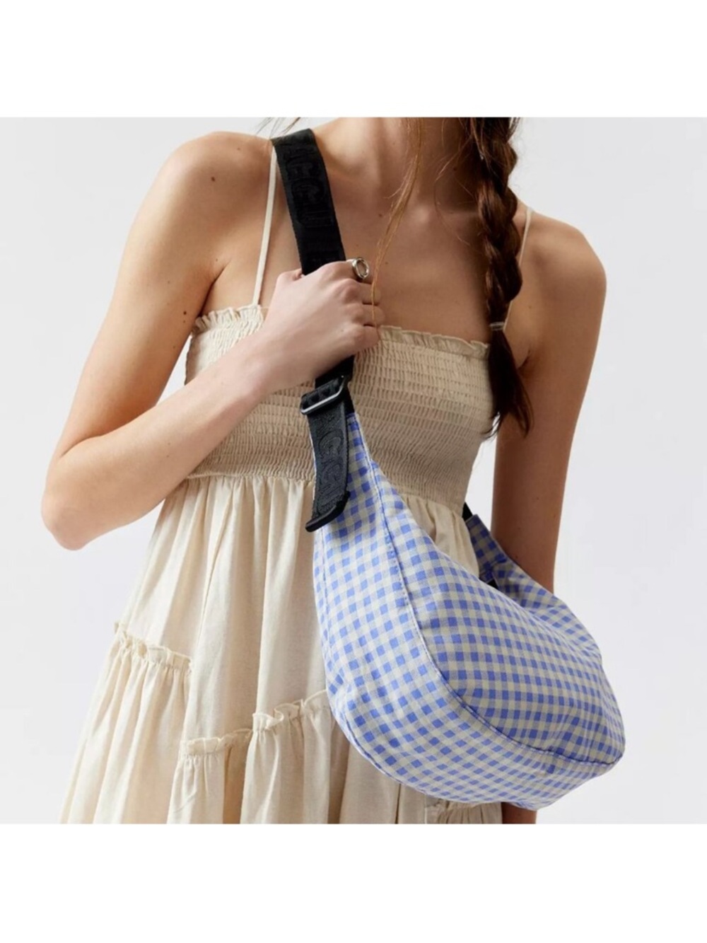 BAGGU: UO Exclusive Pansy Blue Gingham Small Crescent Bag - Picture 7 of 7